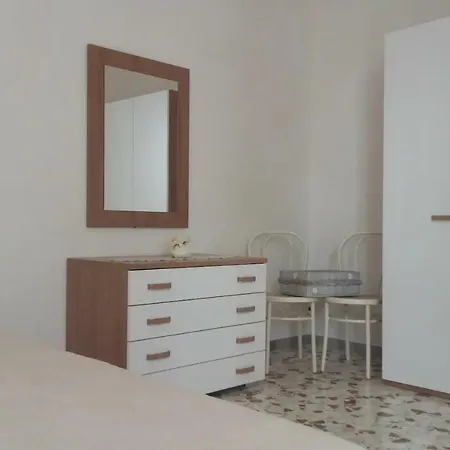 Dimora Nonna Dora דירה פולינאנו א מארה